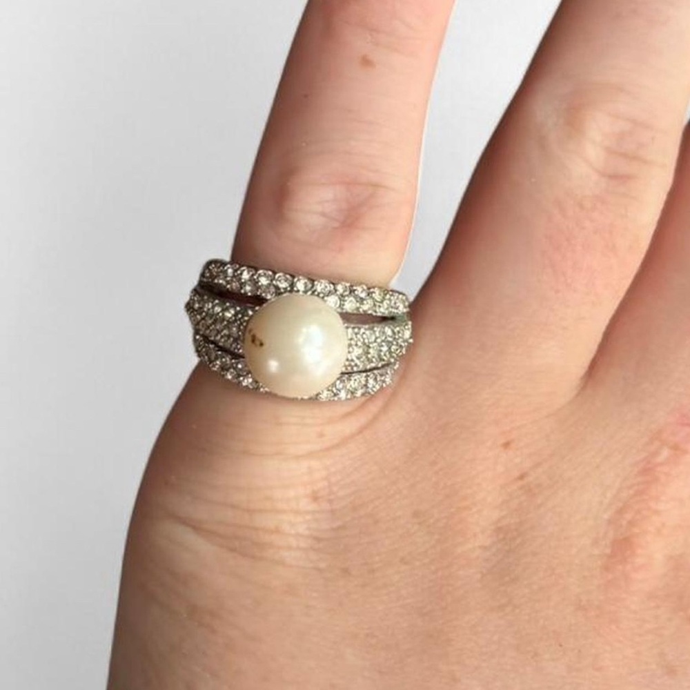 Elegant real pearl, real diamond sterling silver ring size 6